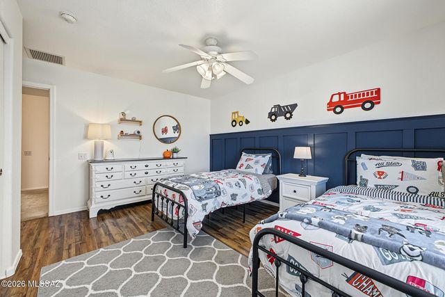 9449 N Weather Hill Drive, Tucson, AZ 85743