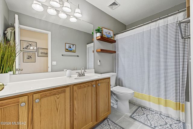 9449 N Weather Hill Drive, Tucson, AZ 85743