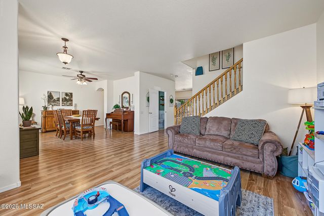 9449 N Weather Hill Drive, Tucson, AZ 85743