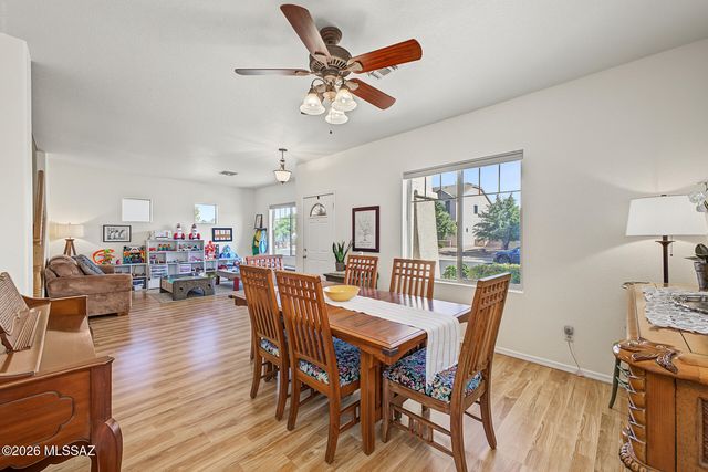 9449 N Weather Hill Drive, Tucson, AZ 85743