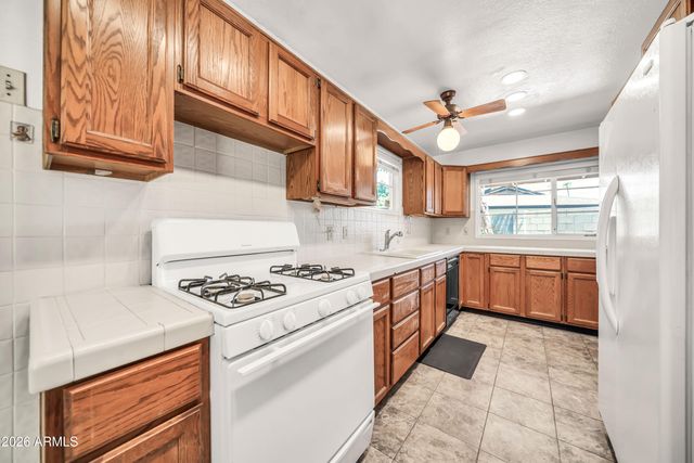 1330 E CATALINA Drive, Phoenix, AZ 85014