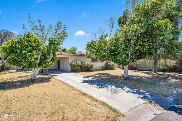 1330 E CATALINA Drive, Phoenix, AZ 85014