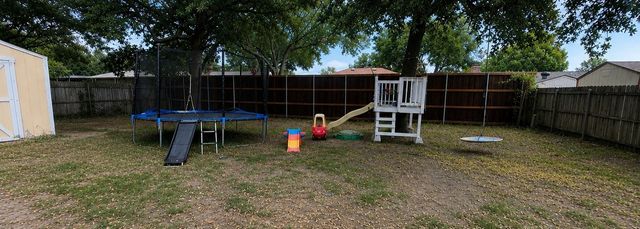 102 Bryn Mawr Lane, Waxahachie, TX 75165