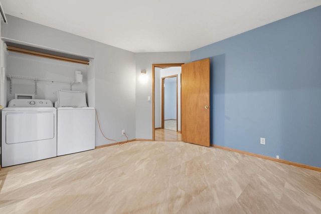 5419 Marboro DRIVE, Racine, WI 53406