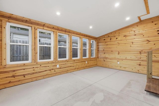 5419 Marboro DRIVE, Racine, WI 53406