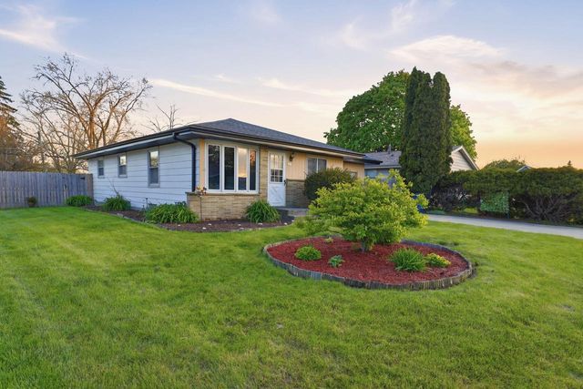 5419 Marboro DRIVE, Racine, WI 53406