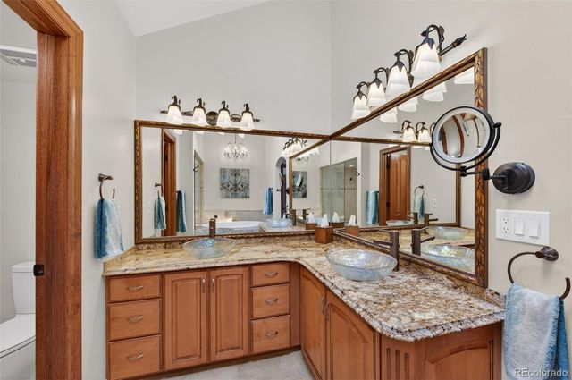 173 Willowleaf Drive, Littleton, CO 80127