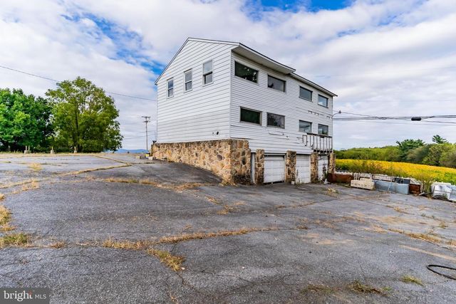 51 HEISERS LANE, Carlisle, PA 17015