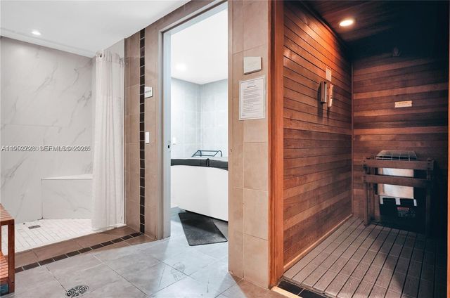 60 SW 13th St 1605, Miami, FL 33130