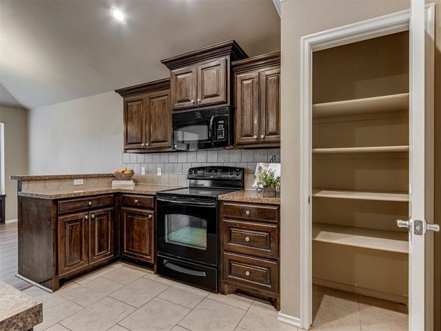 517 Cooper Court, Norman, OK 73071