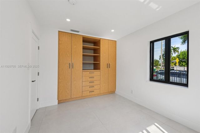 5152 SW 6th St, Coral Gables, FL 33134