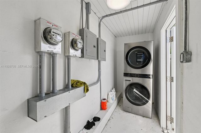 5152 SW 6th St, Coral Gables, FL 33134