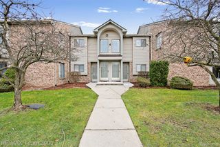 42461 LILLEY POINTE Drive, Canton Charter Township, MI 48187