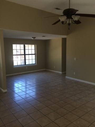 616 Avenue De La Dauphine, Mary Esther, FL 32569