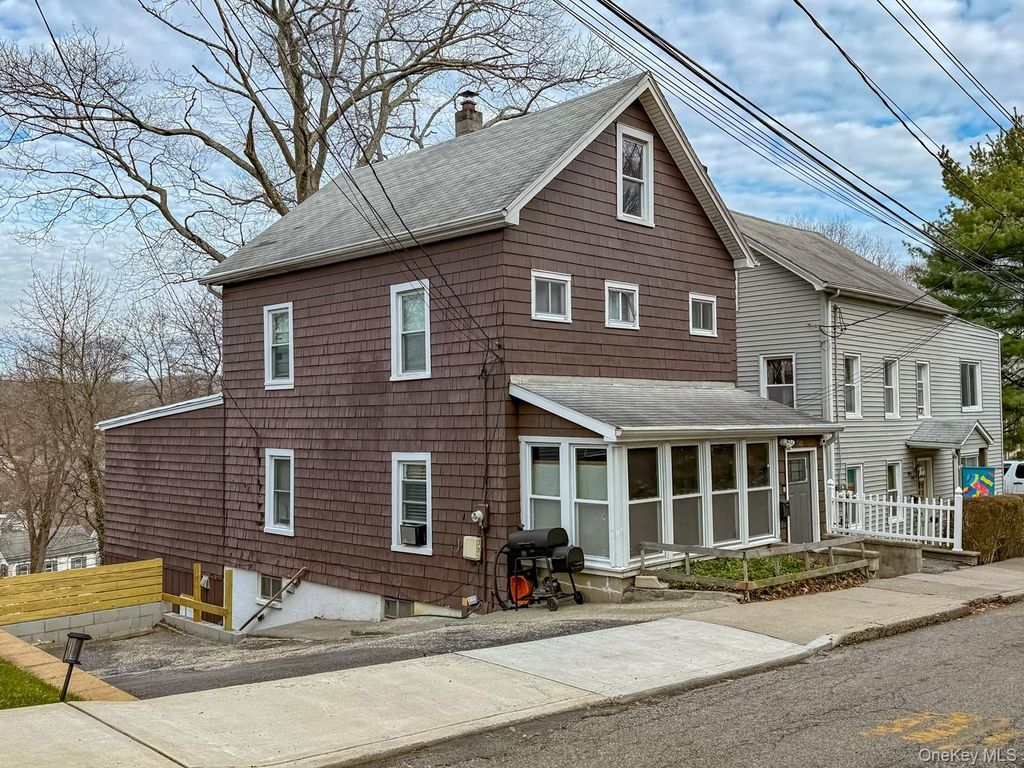 540 N James Street, Peekskill, NY 10566