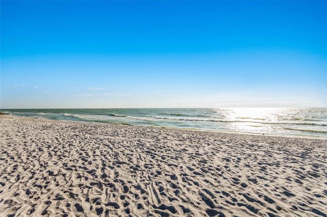 1975 GULF OF MEXICO DRIVE G4-309, Longboat Key, FL 34228