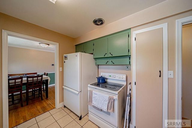 765 9th Street, Idaho Falls, ID 83401