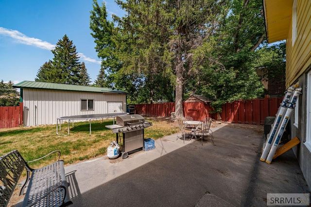 765 9th Street, Idaho Falls, ID 83401