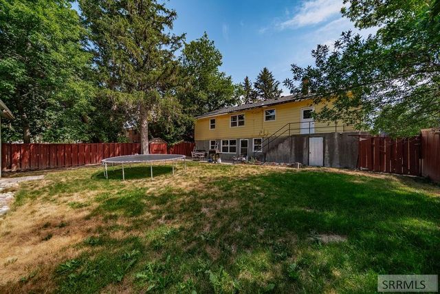 765 9th Street, Idaho Falls, ID 83401