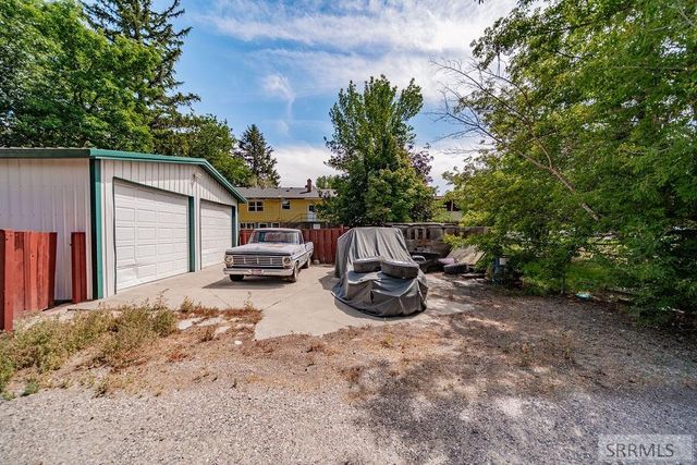 765 9th Street, Idaho Falls, ID 83401