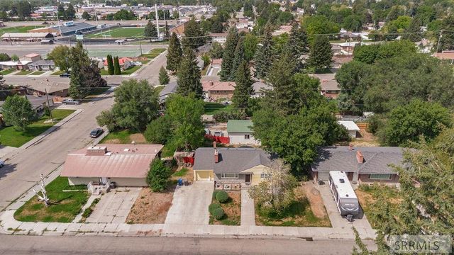 765 9th Street, Idaho Falls, ID 83401