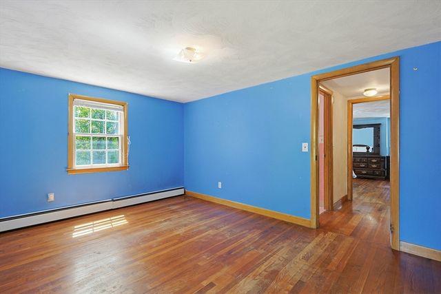 5 Robin Hood Dr., Seekonk, MA 02771