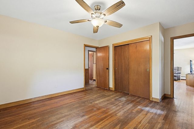 5 Robin Hood Dr., Seekonk, MA 02771