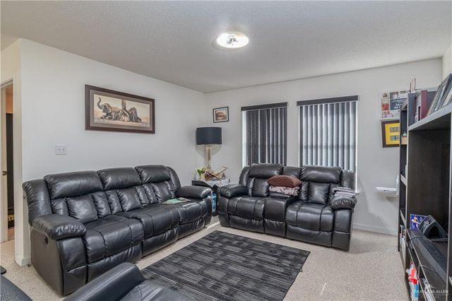5713 N 34th Street, Mcallen, TX 78504