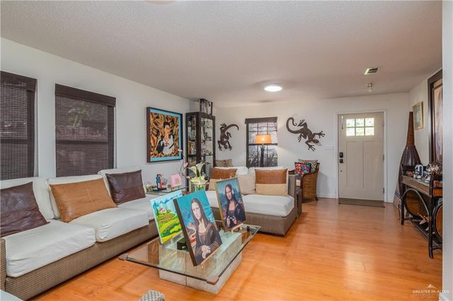 5713 N 34th Street, Mcallen, TX 78504