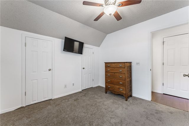 758 W Poplar Street, Fayetteville, AR 72703