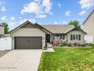 7057 N Caracara Ln, Coeur D'alene, ID 83815