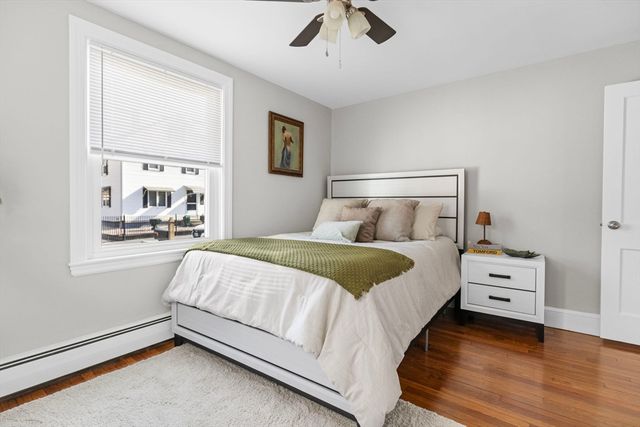 51 Hope St, Lincoln, RI 02865