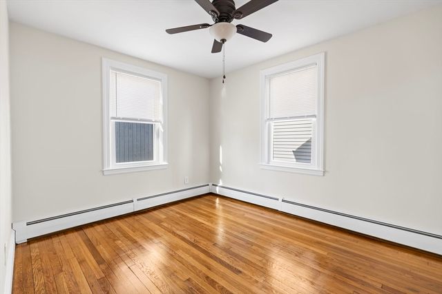 51 Hope St, Lincoln, RI 02865