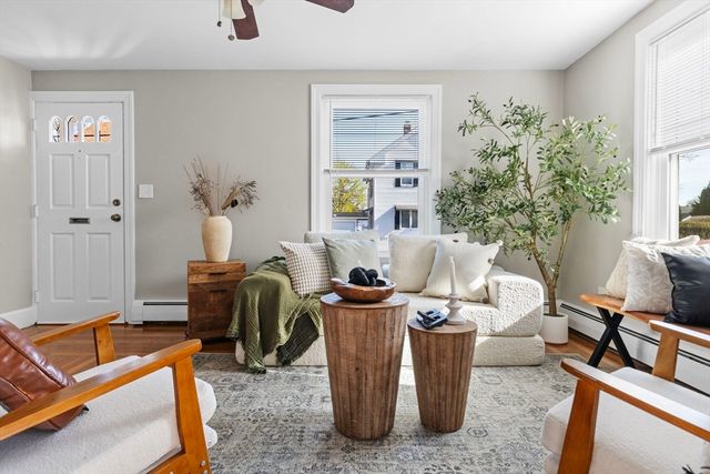 51 Hope St, Lincoln, RI 02865