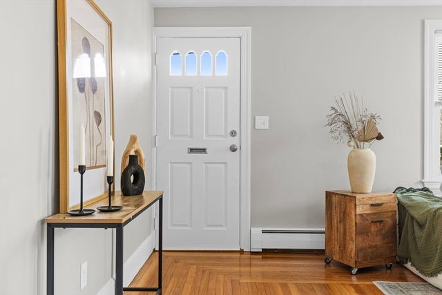 51 Hope St, Lincoln, RI 02865