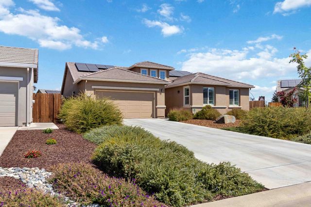 1815 St Croix Ct, Plumas Lake, CA 95961