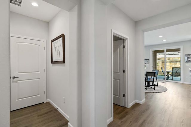 1815 St Croix Ct, Plumas Lake, CA 95961