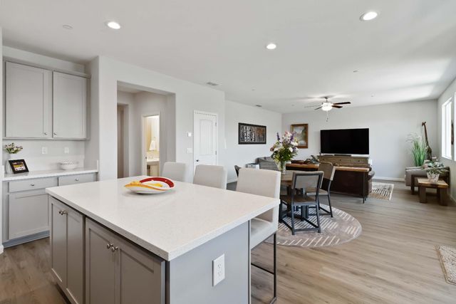 1815 St Croix Ct, Plumas Lake, CA 95961