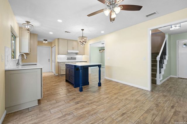 16247 Rocky Creek, San Antonio, TX 78247
