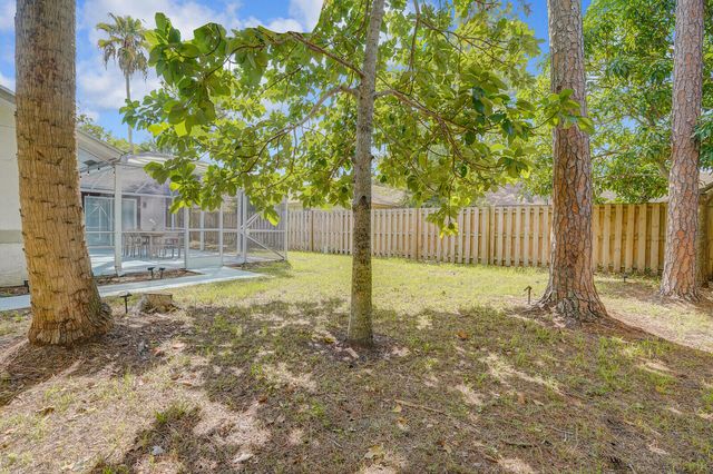 1329 Periwinkle Place, Wellington, FL 33414