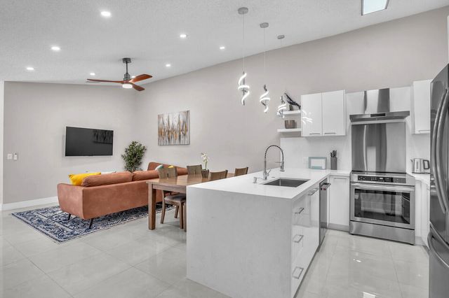 1329 Periwinkle Place, Wellington, FL 33414