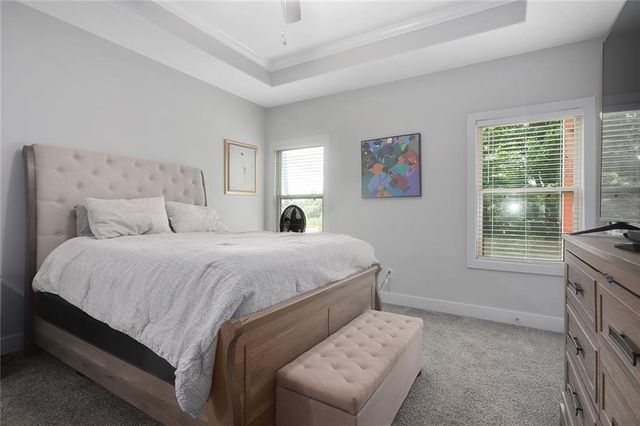 835 NE Lone Hill Drive, Lee's Summit, MO 64064