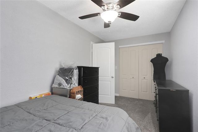 835 NE Lone Hill Drive, Lee's Summit, MO 64064