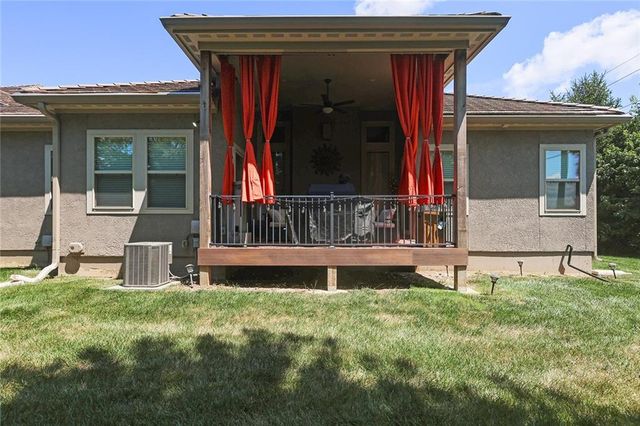 835 NE Lone Hill Drive, Lee's Summit, MO 64064