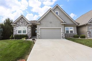 835 NE Lone Hill Drive, Lee's Summit, MO 64064