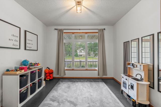 10161 176th Avenue NW, Elk River, MN 55330
