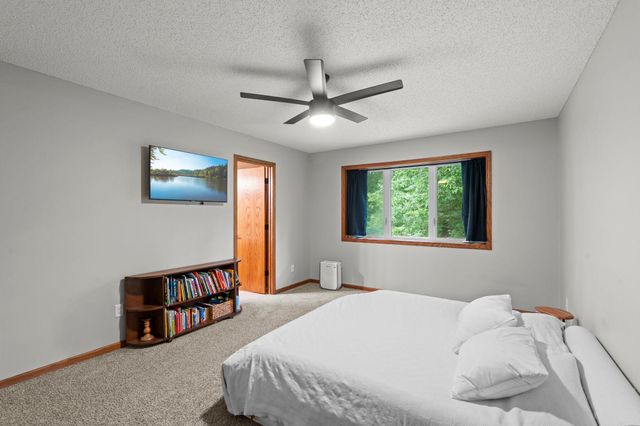 10161 176th Avenue NW, Elk River, MN 55330