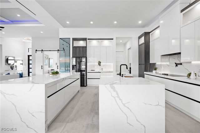 719 Old Burnt Store RD N, Cape Coral, FL 33993