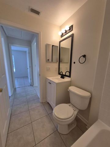 1042 Lava Street SE, Palm Bay, FL 32909