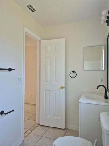 1042 Lava Street SE, Palm Bay, FL 32909